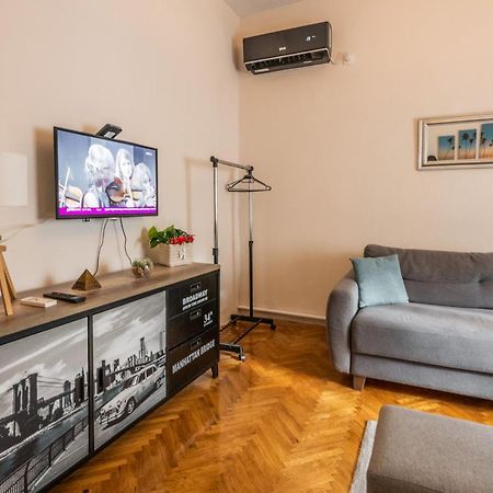 Neimar Apartment With Great Wi-Fi And Free Parking เบลเกรด ภายนอก รูปภาพ