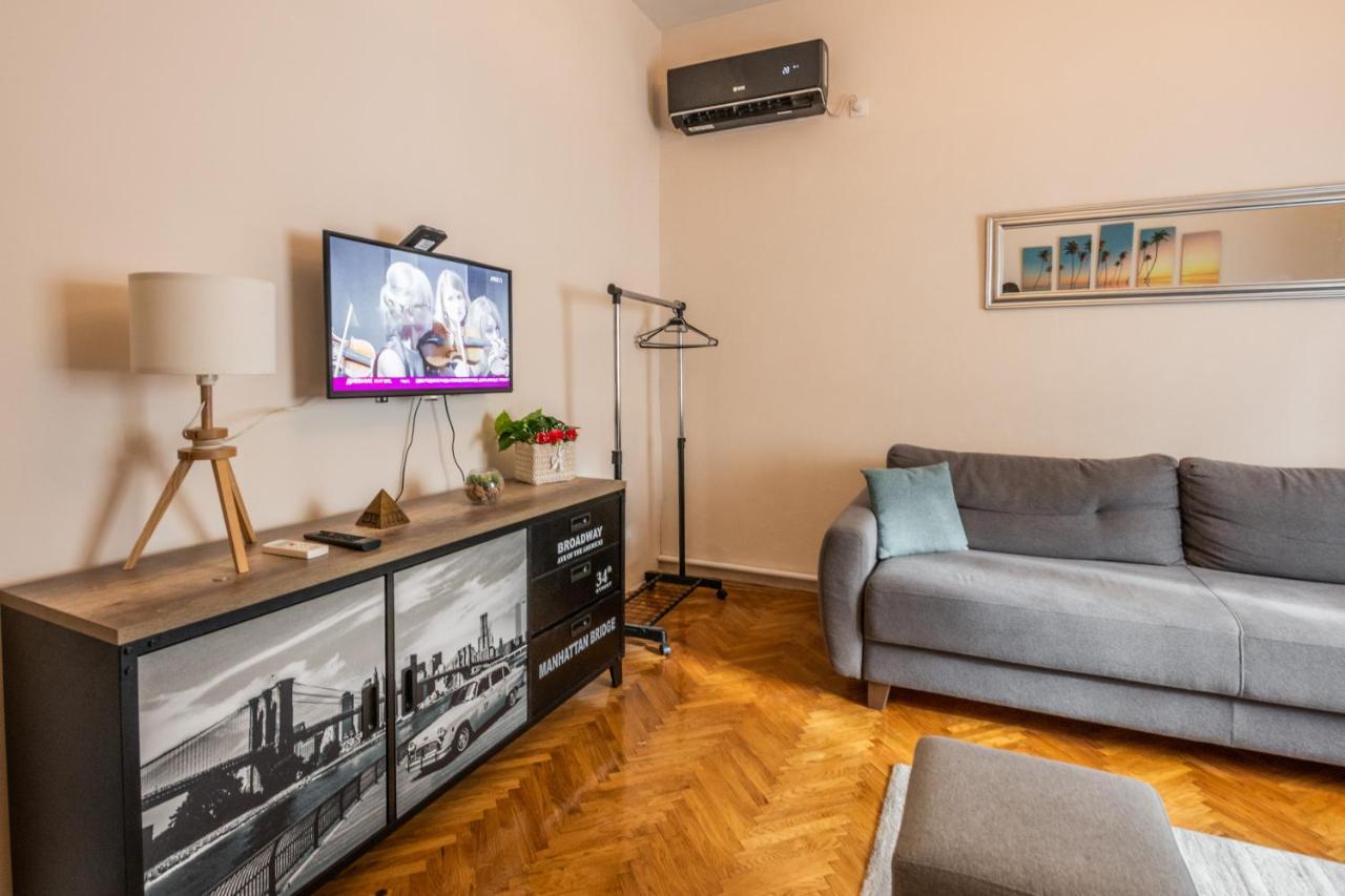 Neimar Apartment With Great Wi-Fi And Free Parking เบลเกรด ภายนอก รูปภาพ