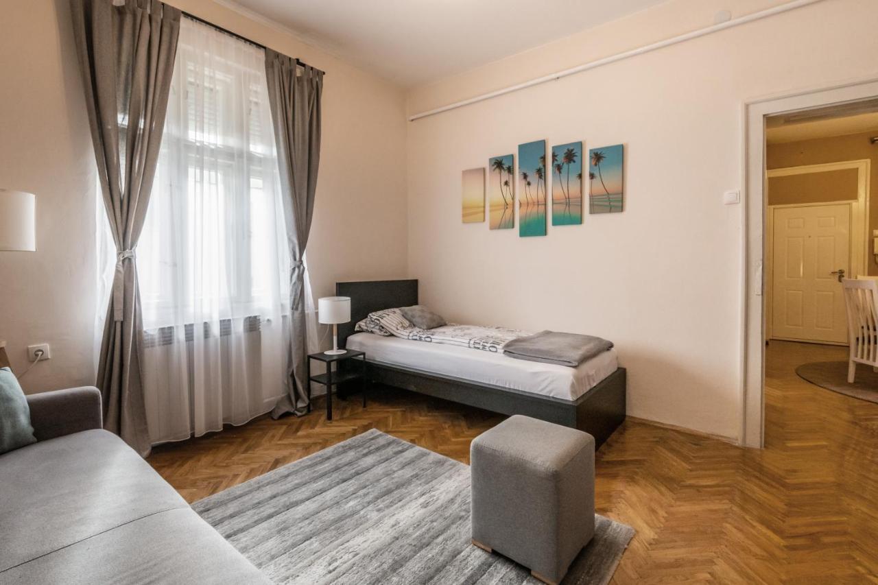 Neimar Apartment With Great Wi-Fi And Free Parking เบลเกรด ภายนอก รูปภาพ